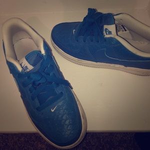 Nike Air Force 1 statement game